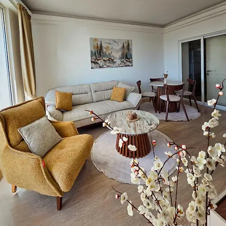 Cevahir Sky-cozy Luxury & Free Parking Апартаменты